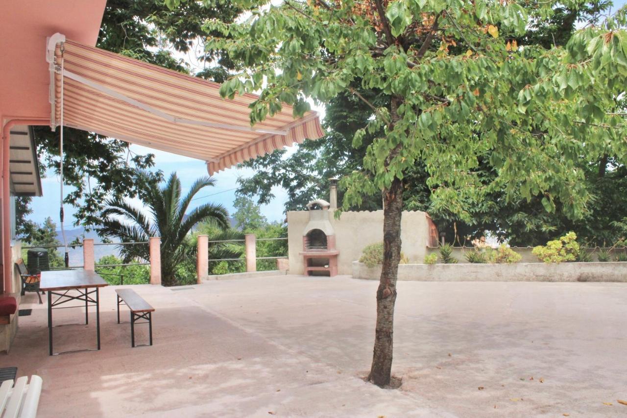 La Casetta Nel Bosco Per Turisti Castelbuono  Bagian luar foto