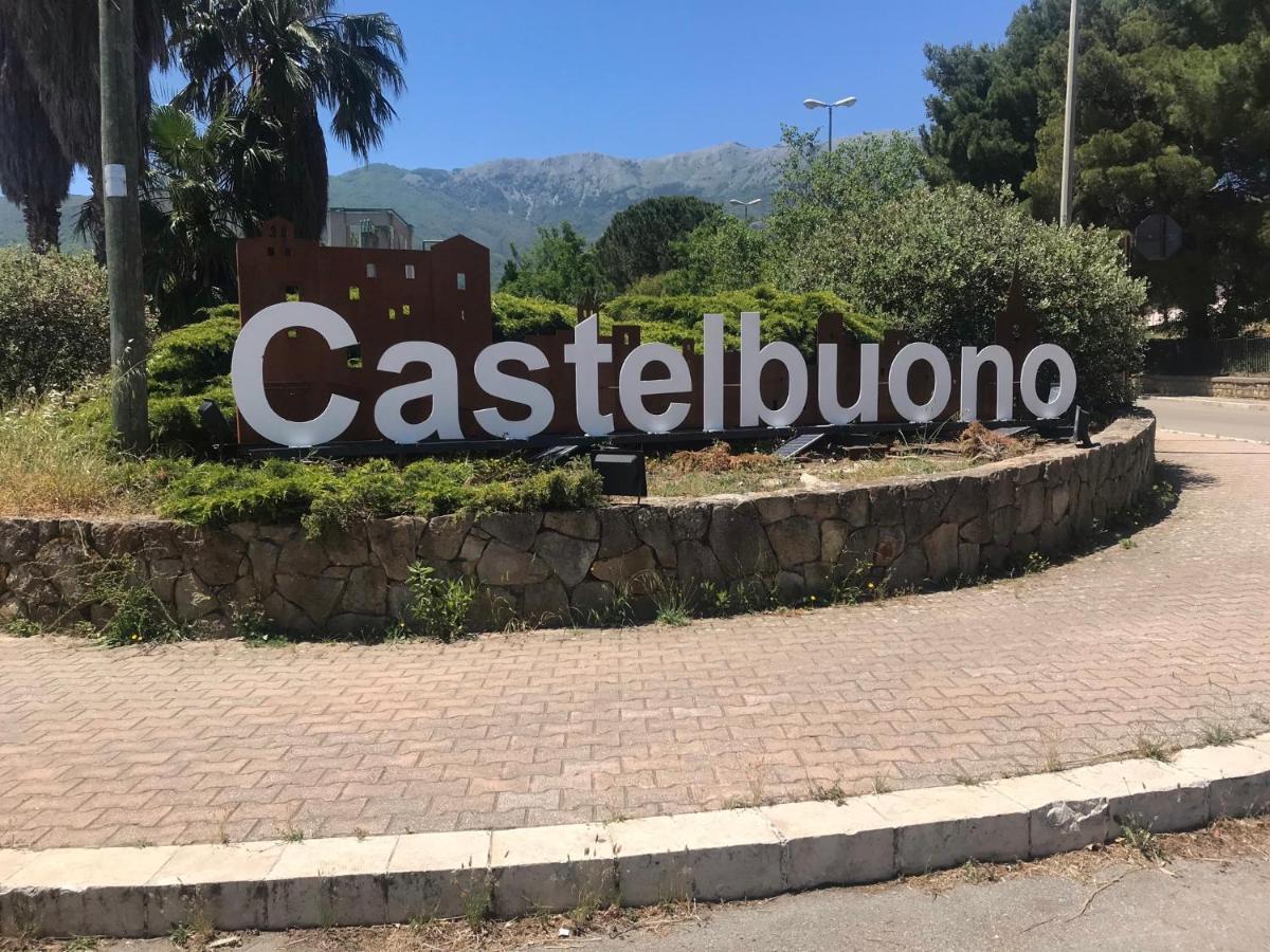 La Casetta Nel Bosco Per Turisti Castelbuono  Bagian luar foto